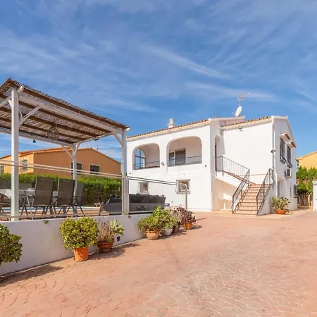 Vila Margarita 8 - Grupo Turis Calpe